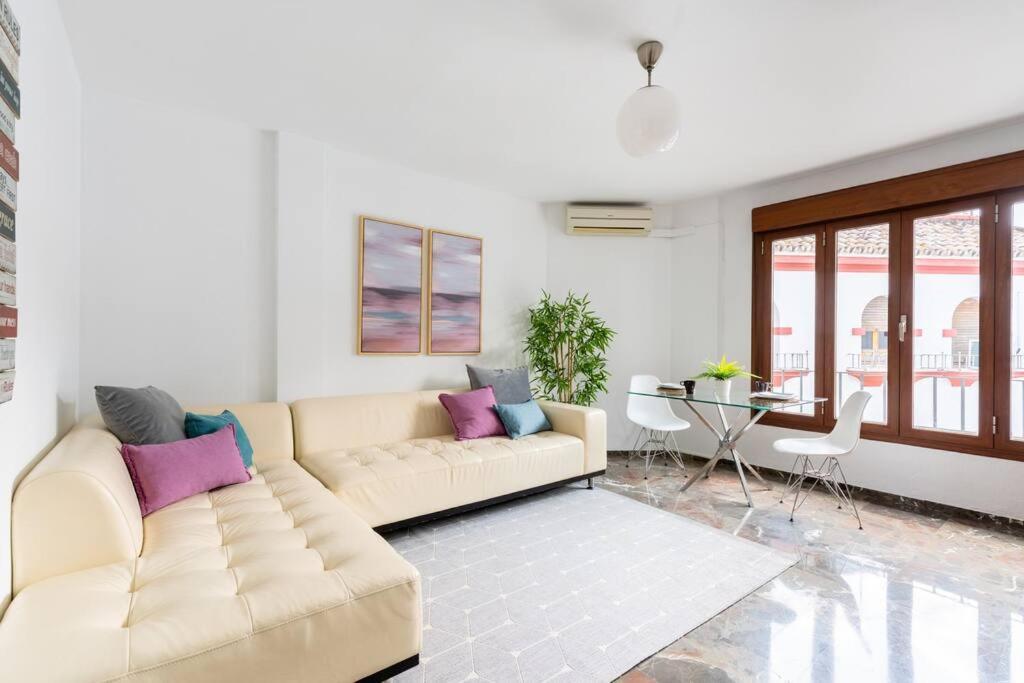 Behouse Sierpes Apartment Seville Ngoại thất bức ảnh