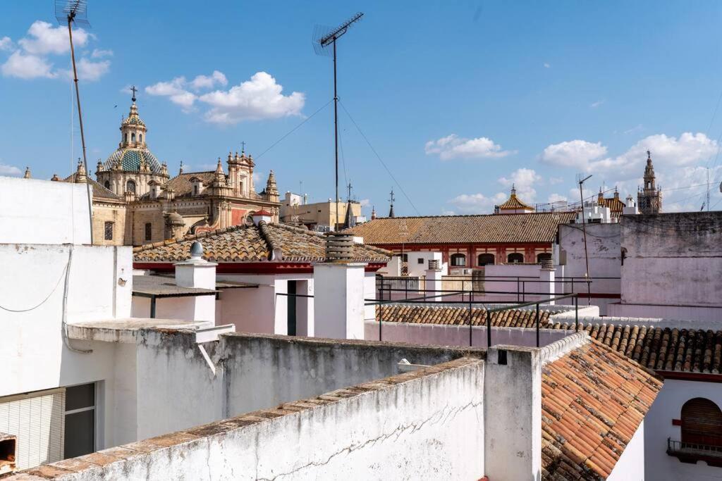 Behouse Sierpes Apartment Seville Ngoại thất bức ảnh